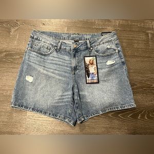 Sound/Style 16 Jamie Short Easy Fit Denim Shorts